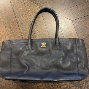Chanel Cerf tote